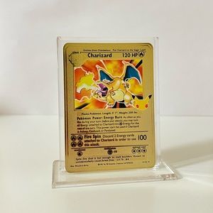 Pokémon Charizard 4/102 Base Set Shadowless Metal Gold Card Rare